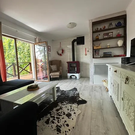 Chalupka Cucoriedka Hébergement de vacances *