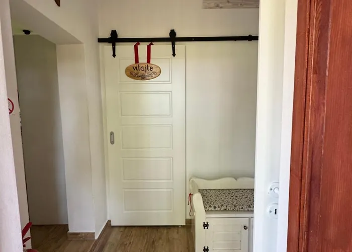 Chalupka Cucoriedka * Veľký Slavkov